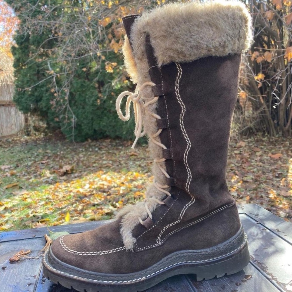 Suede lace up boots with faux fur trim